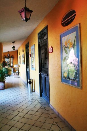 Imagen de la habitación del Hotel La Nueva Posada. Foto 5