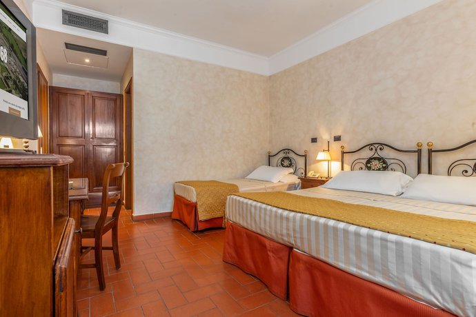 Imagen de la habitación del Hotel La Pergola. Foto 7