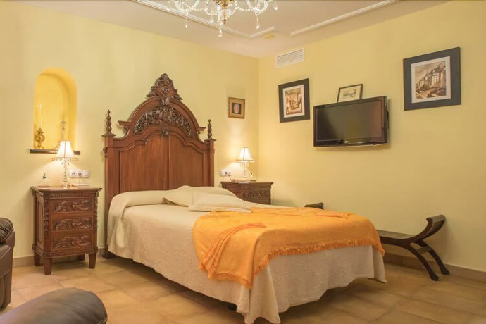 Imagen de la habitación del Hotel La Posada Del Infante. Foto 10