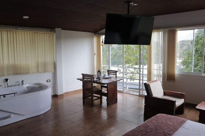Imagen de la habitación del Hotel La Posada Del Rancho. Foto 23