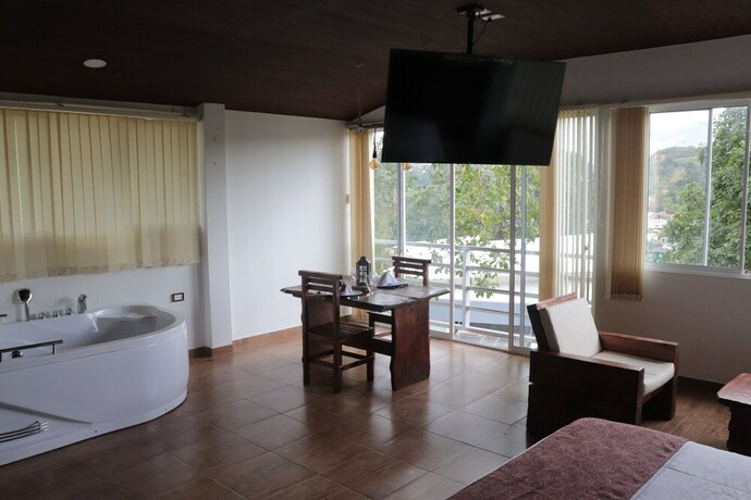 Imagen de la habitación del Hotel La Posada Del Rancho. Foto 29