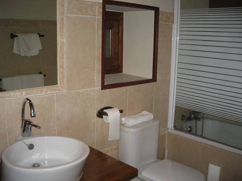 Imagen de la habitación del Hotel La Pradera. Foto 8