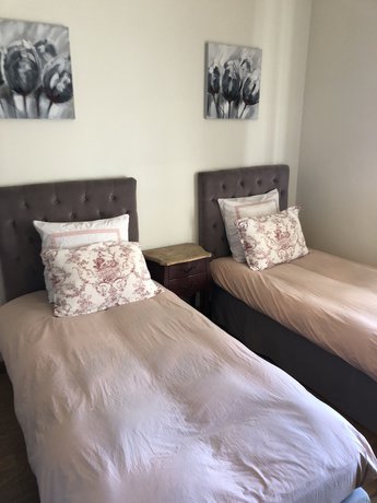Imagen de la habitación del Hotel La Regence. Foto 8