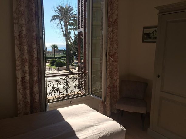 Imagen de la habitación del Hotel La Regence. Foto 9