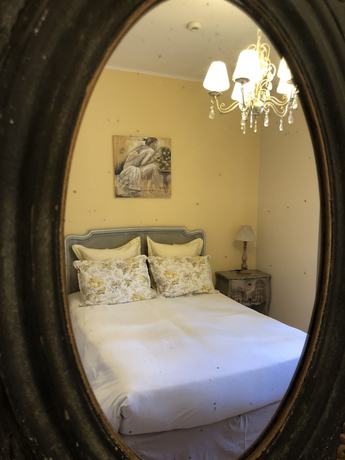 Imagen de la habitación del Hotel La Regence. Foto 11