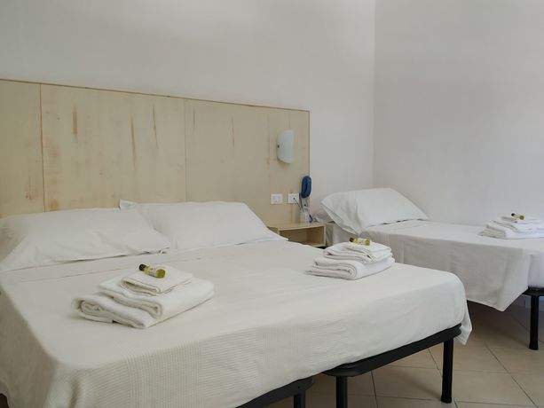 Imagen de la habitación del Hotel La Smorfia. Foto 11