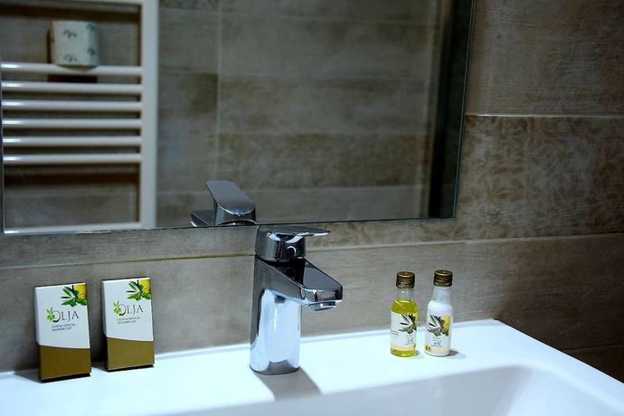 Imagen de la habitación del Hotel La Smorfia. Foto 14