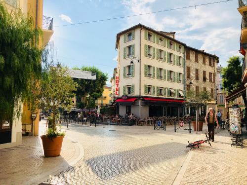 Imagen general del Hotel La Victoire. Foto 4