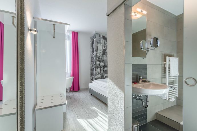 Imagen de la habitación del Hotel L\'adresse. Foto 7