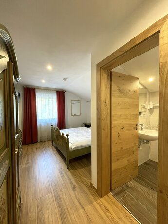Imagen de la habitación del Hotel Lago della Creta. Foto 15