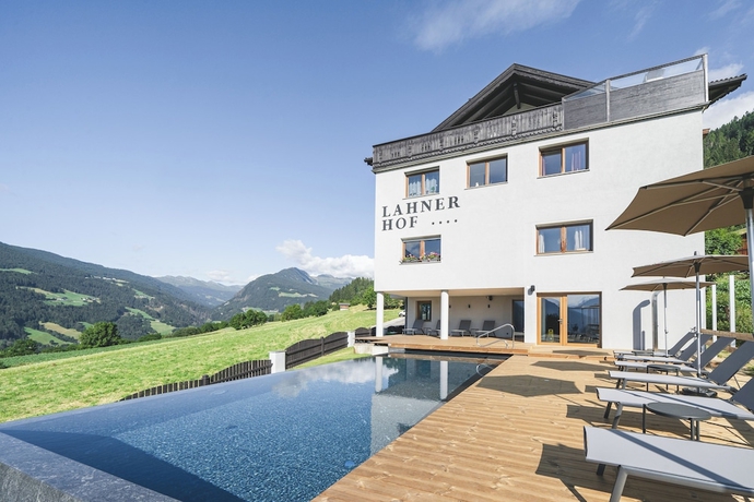 Imagen de la piscina del Hotel Lahnerhof. Foto 14