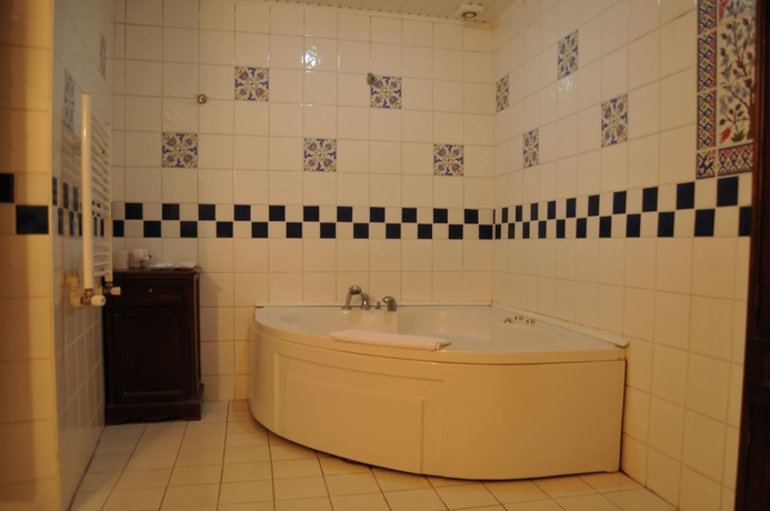 Imagen de la habitación del Hotel Lale Saray. Foto 13