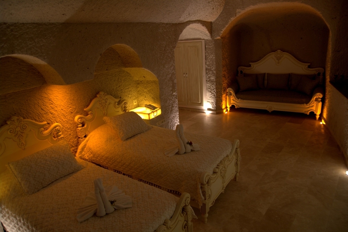 Imagen de la habitación del Hotel Lale Saray. Foto 15