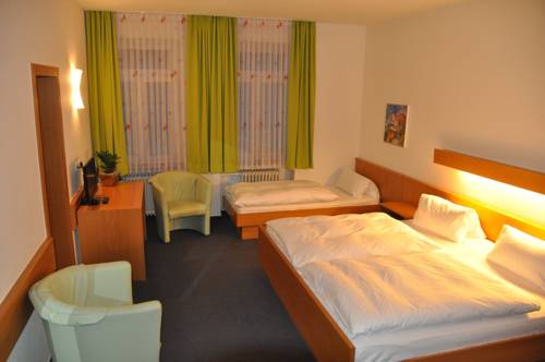Imagen de la habitación del Hotel Lamm, Neckarsulm. Foto 2