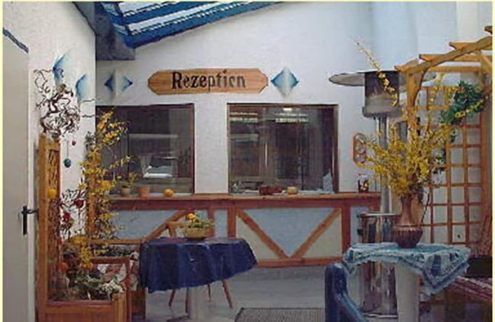 Imagen de los interiores del Hotel - Landgasthaus Zum Hirsch. Foto 10