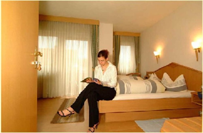 Imagen de la habitación del Hotel - Landgasthaus Zum Hirsch. Foto 6