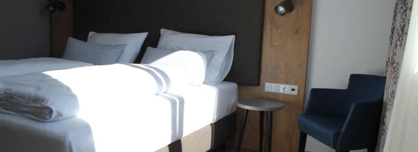 Imagen de la habitación del Hotel Landgasthof Brunnthal. Foto 7