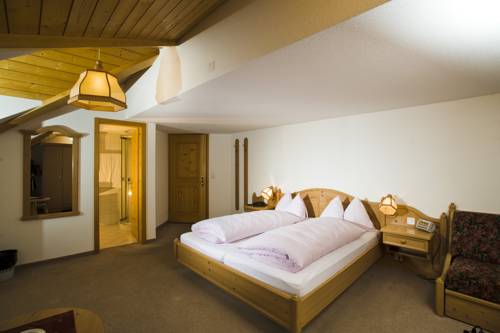 Imagen de la habitación del Hotel Landgasthof Eischen. Foto 13