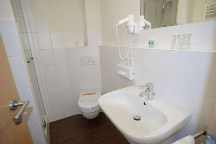 Imagen de la habitación del Hotel Landgasthof Linde. Foto 17