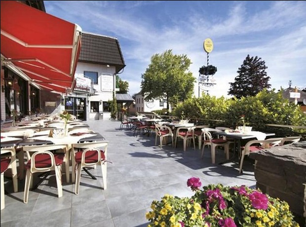 Imagen de los exteriores del Hotel Landsknecht. Foto 18
