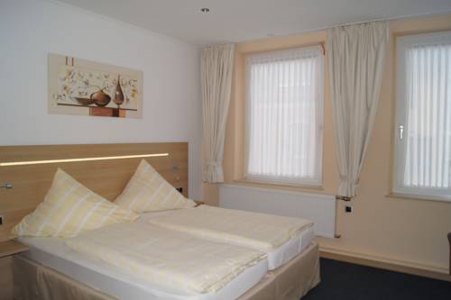 Imagen de la habitación del Hotel Lang. Foto 10