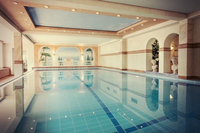 Imagen de la piscina del Hotel Langenwaldsee. Foto 16