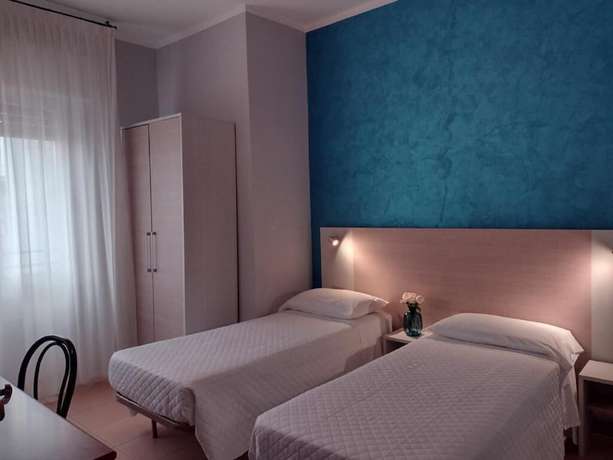 Imagen de la habitación del Hotel Le Ali. Foto 6