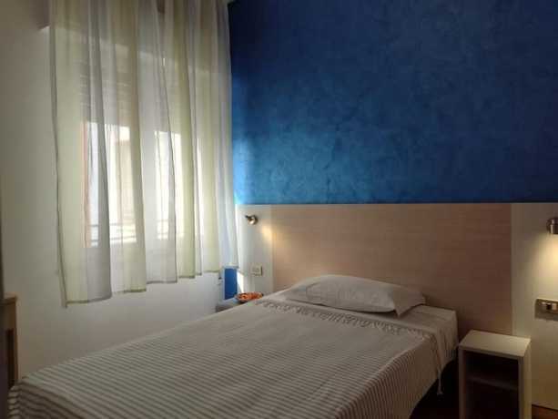 Imagen de la habitación del Hotel Le Ali. Foto 12