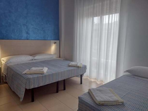Imagen de la habitación del Hotel Le Ali. Foto 14