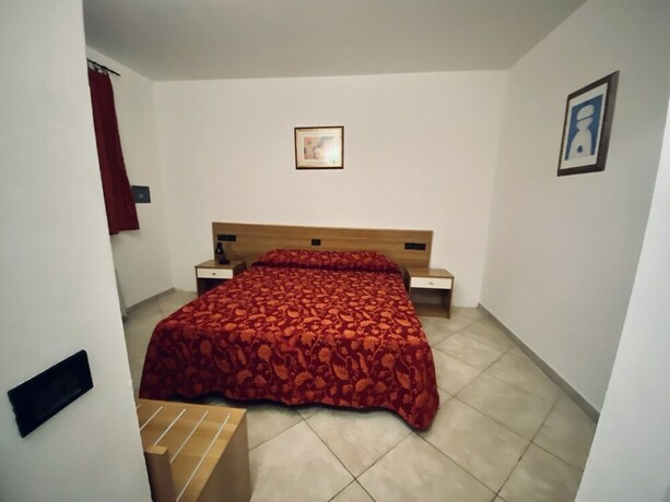 Imagen de la habitación del Hotel Le Corti. Foto 13