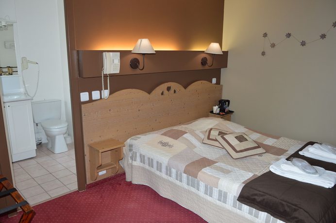 Imagen de la habitación del Hotel Le Dauphin, La Moli&egrave;re. Foto 18