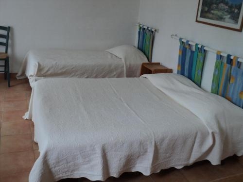 Imagen de la habitación del Hotel Le Ginestel. Foto 9