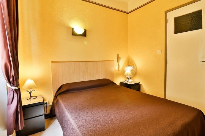 Imagen de la habitación del Hotel Le Jaures. Foto 2