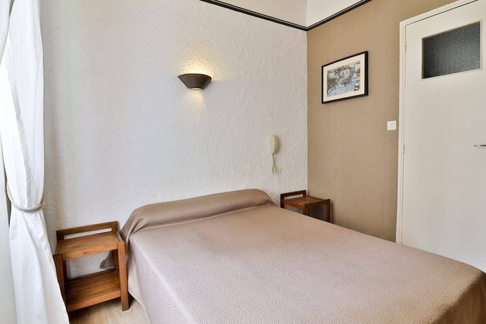 Imagen de la habitación del Hotel Le Jaures. Foto 6