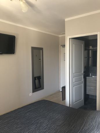 Imagen de la habitación del Hotel Le Lys d\'Or. Foto 9