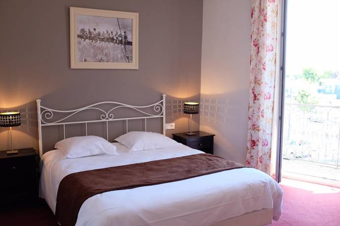 Imagen de la habitación del Hotel Le Marceau. Foto 6