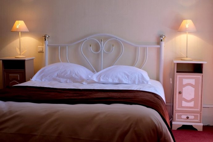 Imagen de la habitación del Hotel Le Marceau. Foto 12