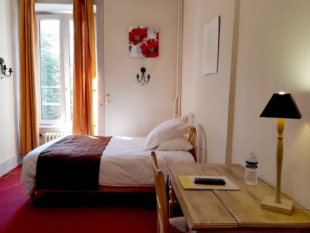 Imagen de la habitación del Hotel Le Marceau. Foto 17
