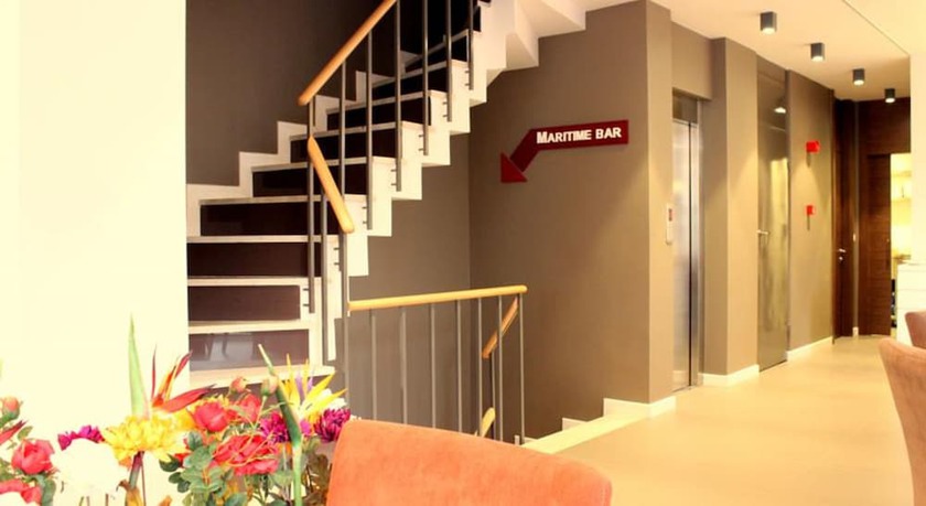 Imagen de los interiores del Hotel Le Maritime. Foto 16
