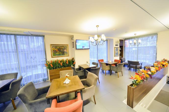 Imagen de los interiores del Hotel Le Maritime. Foto 17