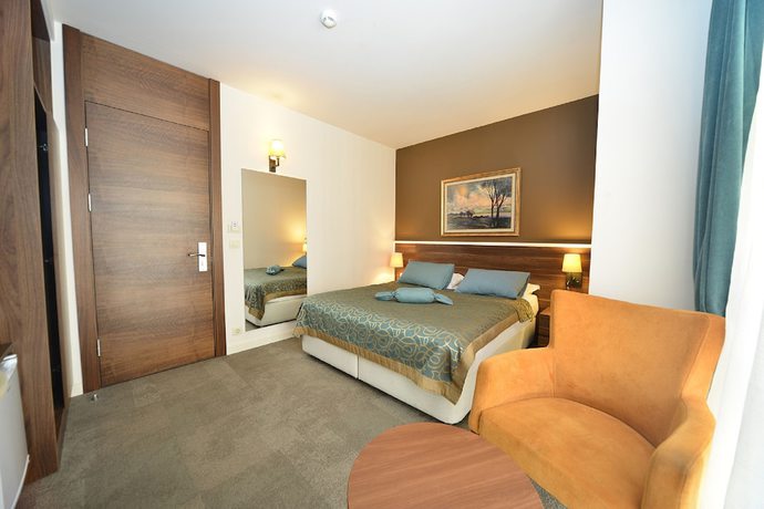 Imagen de la habitación del Hotel Le Maritime. Foto 5