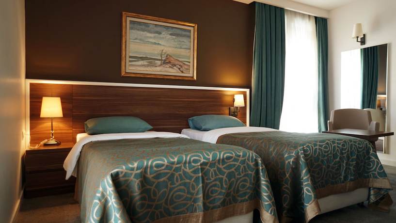 Imagen de la habitación del Hotel Le Maritime. Foto 8