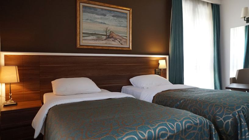 Imagen de la habitación del Hotel Le Maritime. Foto 12