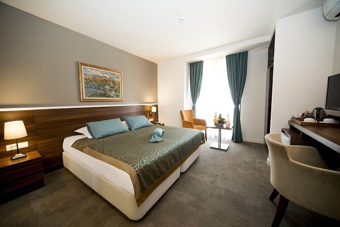 Imagen de la habitación del Hotel Le Maritime. Foto 13