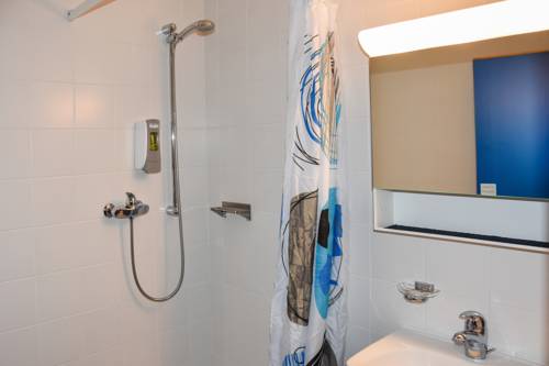 Imagen de la habitación del Hotel Le Palladium. Foto 9