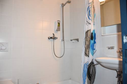 Imagen de la habitación del Hotel Le Palladium. Foto 12