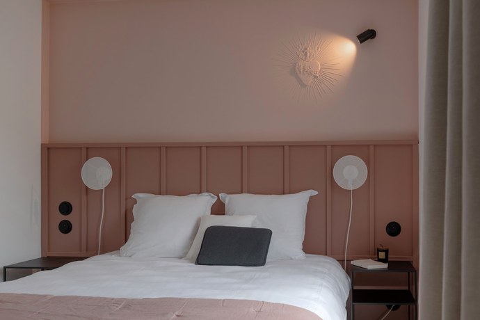 Imagen de la habitación del Hotel Le Prieure. Foto 15