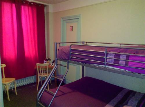 Imagen de la habitación del Hotel Le Rallye. Foto 2