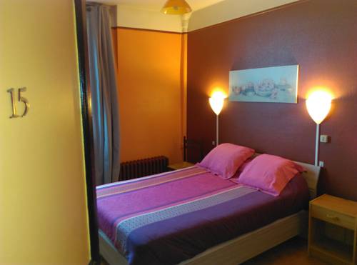 Imagen de la habitación del Hotel Le Rallye. Foto 7