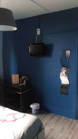 Imagen de la habitación del Hotel Le Rallye. Foto 12